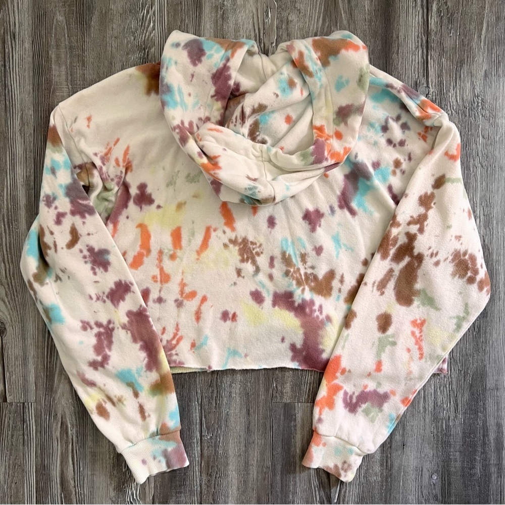 Wild Fable White Tie-Dye Cropped Hoodie - Picture 3 of 6